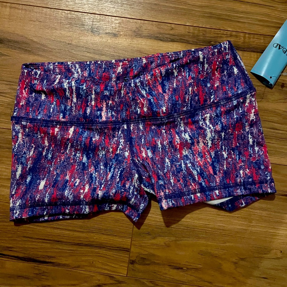 WZA 2023 Fleo shorts, NWT (exclusive shorts never worn)